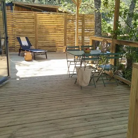 Camping Les Restanques Bauduen Exterior photo